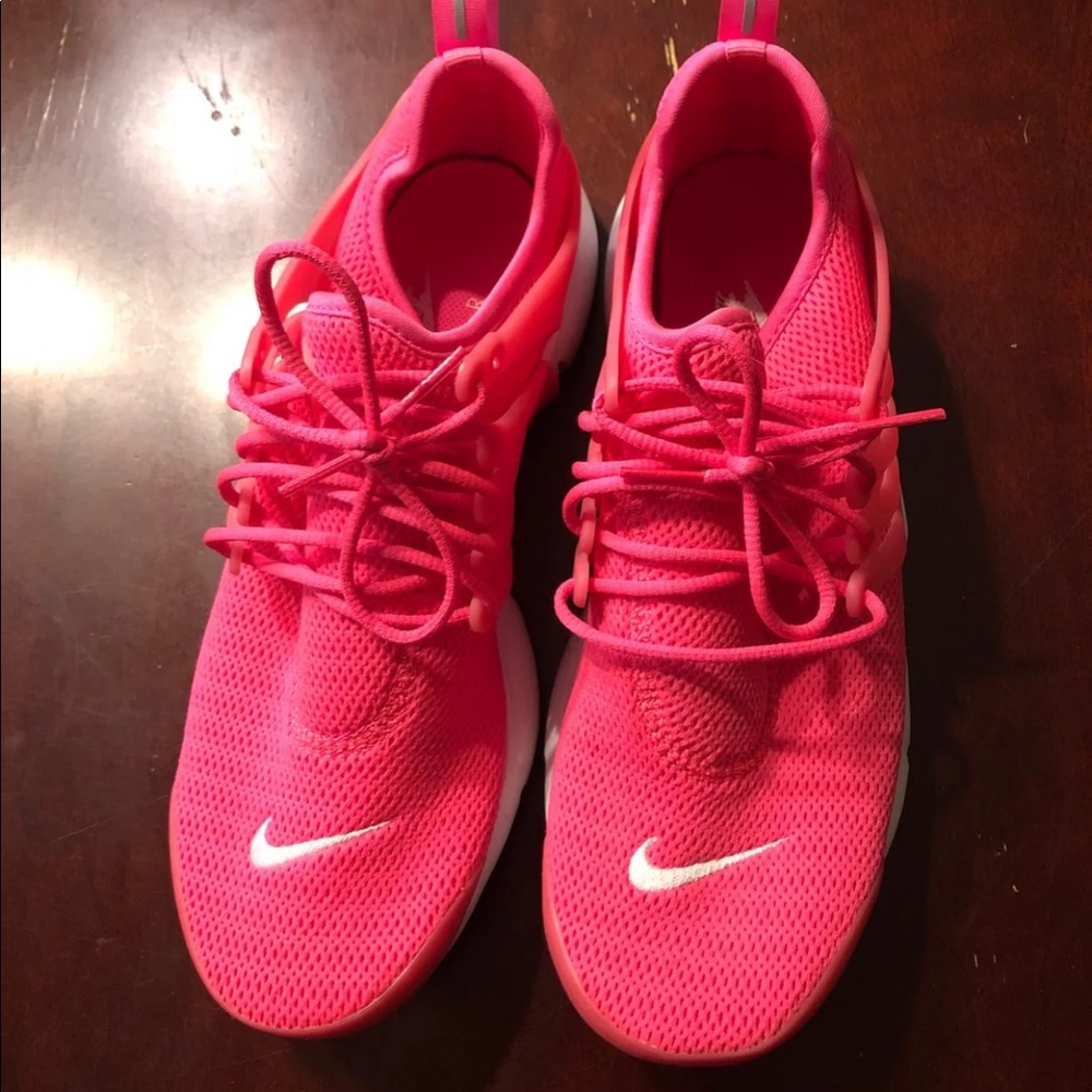 Women’s shoes